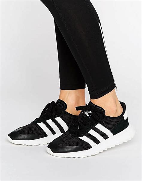 adidas Originals – FLB Racer – Schwarze Sneaker 